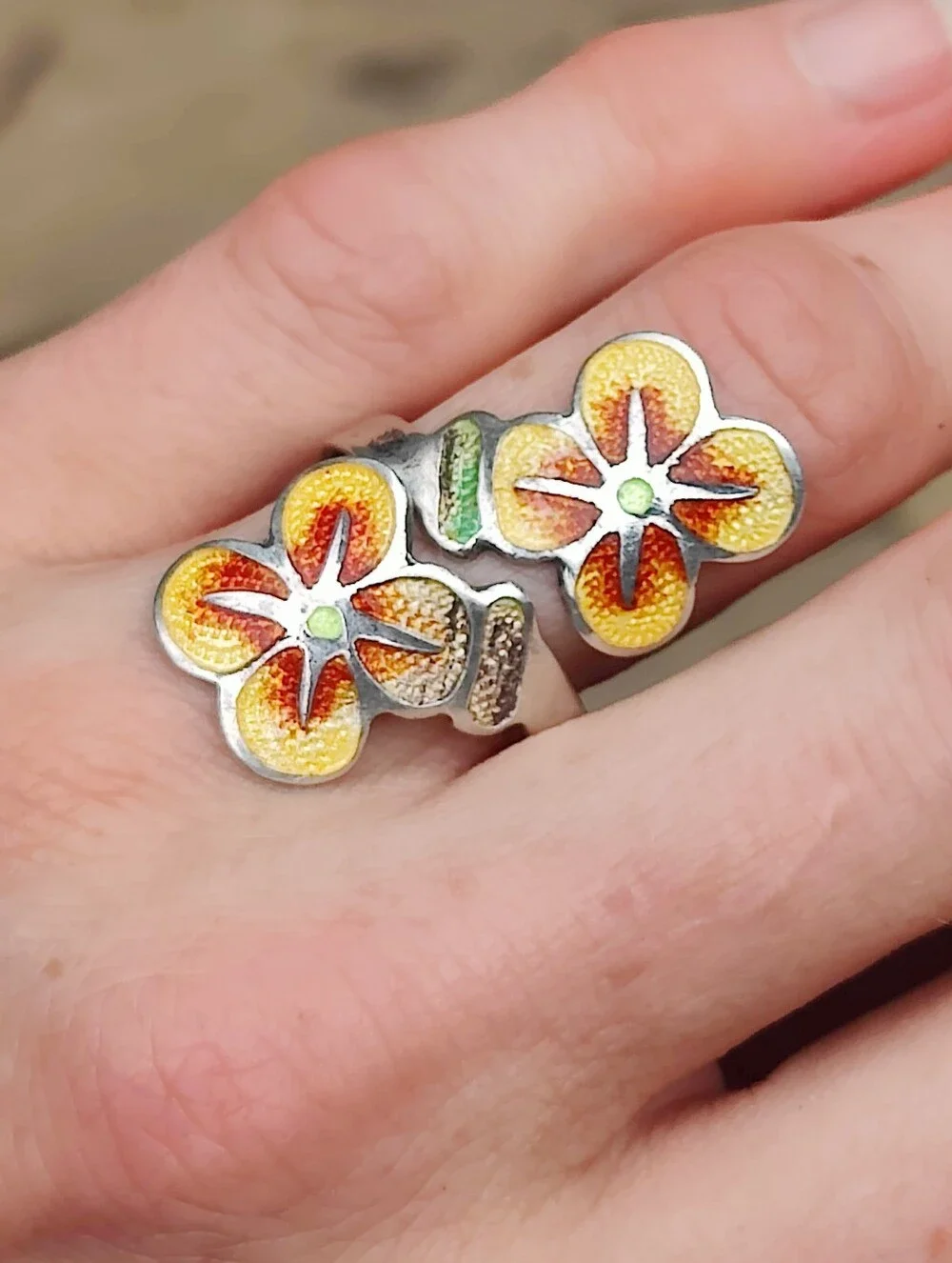 Vintage Sterling Silver Mexican Artisan Made Enameled Flower Bypass Ring